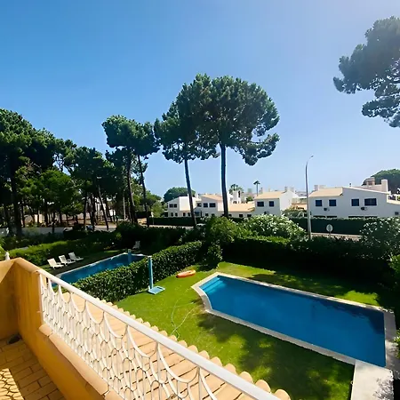 Moradia Sea Sun Golf 度假居